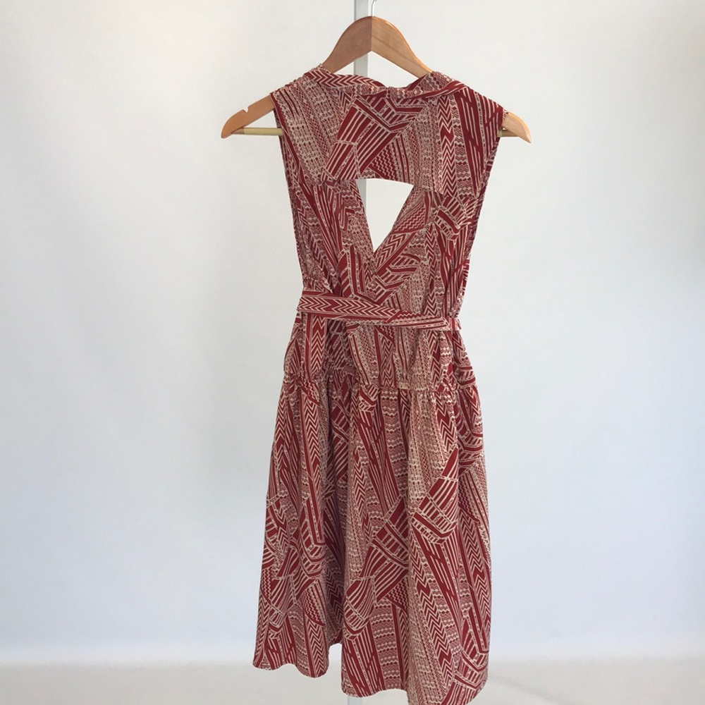 Red cut out dress. - Picture 2 of 7